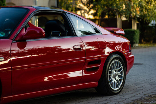 Toyota mr2